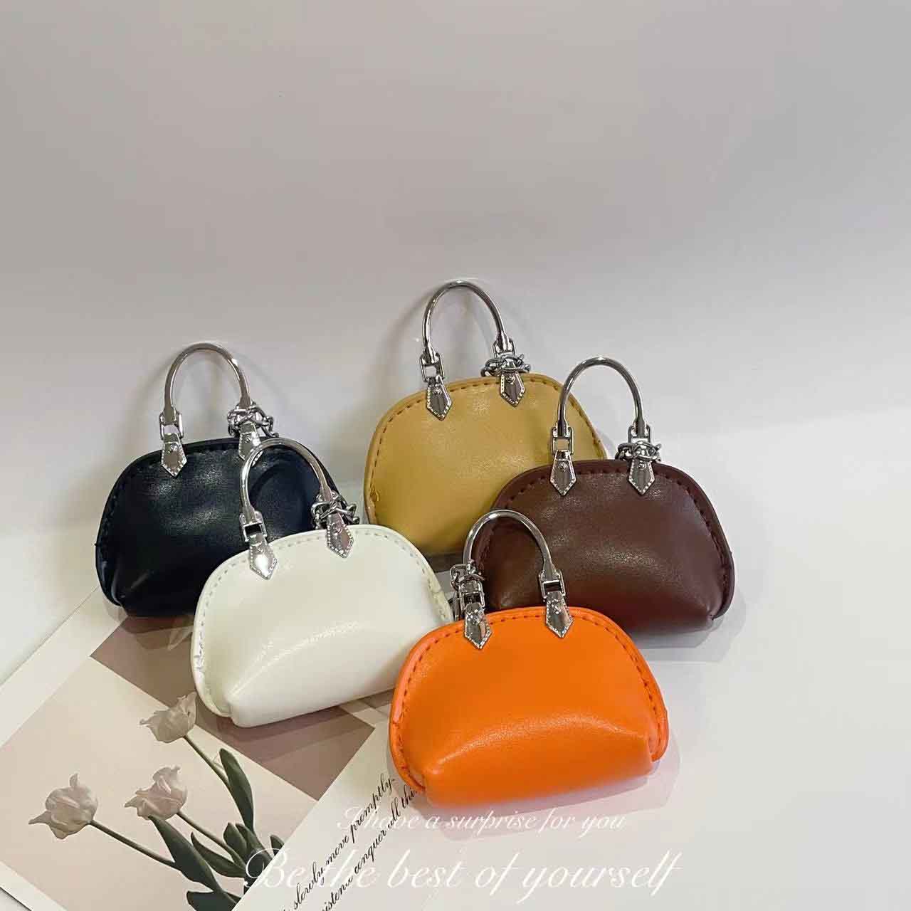 #C00003 Mini Handbag Keychain Charm – Cute Leather‑Style Purse Accessory for Bags, Backpacks & Gifts