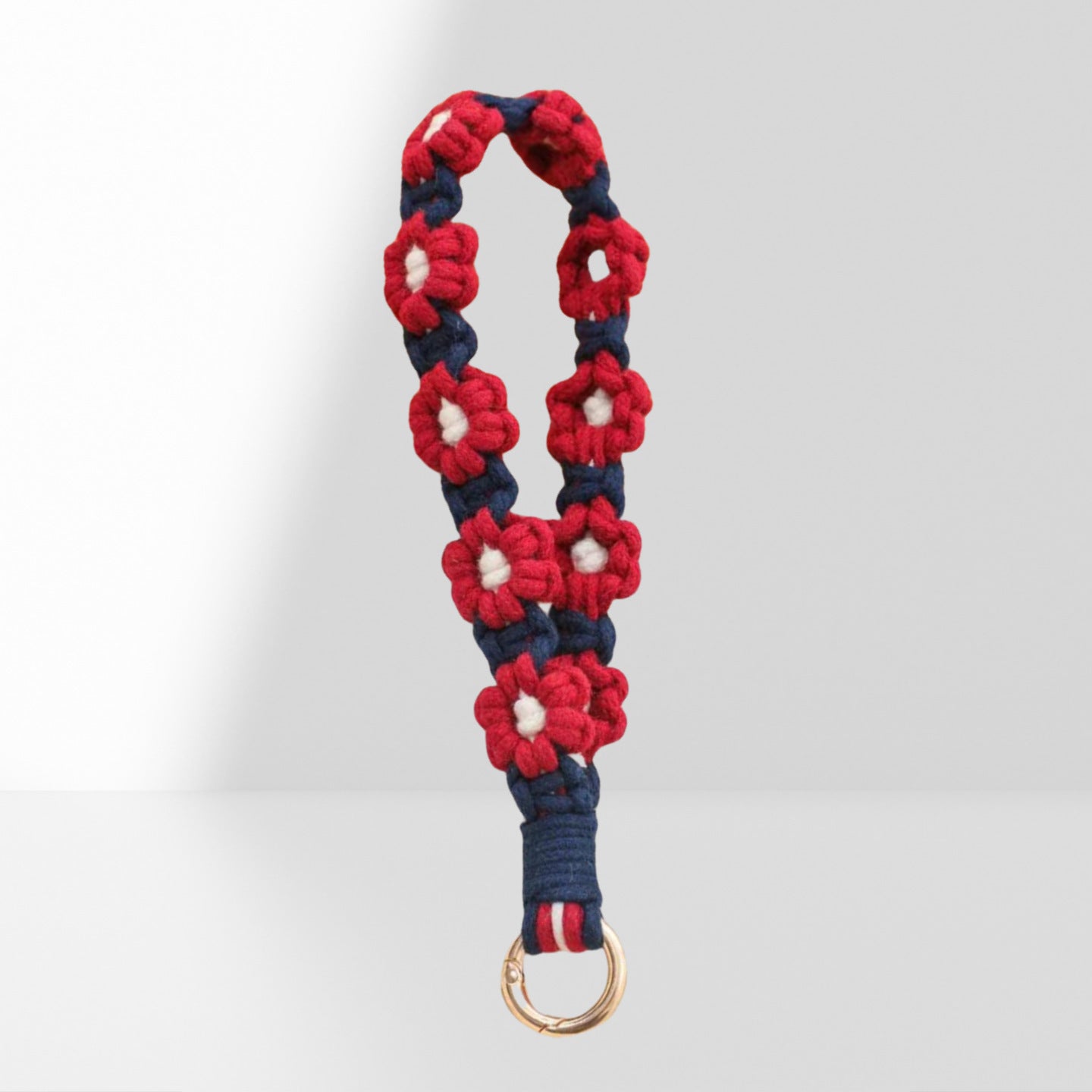 #L00015 Retro Daisy Macrame Keychain Wristlet – Boho Woven Phone Charm