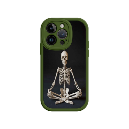 #MC0041 Factory Wholesale Meditating Skeleton iPhone 17 Case – Gothic Skelly Yoga Art, Anatomical Design, Spiritual Aesthetic