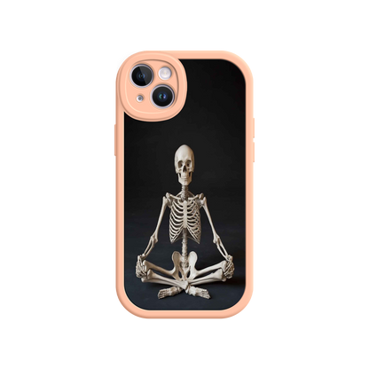#MC0041 Factory Wholesale Meditating Skeleton iPhone 17 Case – Gothic Skelly Yoga Art, Anatomical Design, Spiritual Aesthetic