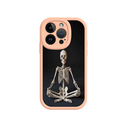 #MC0041 Factory Wholesale Meditating Skeleton iPhone 17 Case – Gothic Skelly Yoga Art, Anatomical Design, Spiritual Aesthetic
