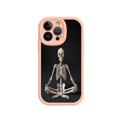 #MC0041 Factory Wholesale Meditating Skeleton iPhone 17 Case – Gothic Skelly Yoga Art, Anatomical Design, Spiritual Aesthetic