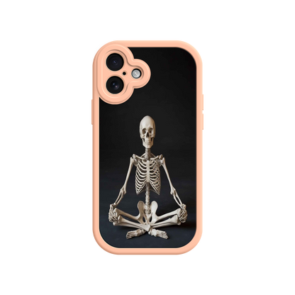 #MC0041 Factory Wholesale Meditating Skeleton iPhone 17 Case – Gothic Skelly Yoga Art, Anatomical Design, Spiritual Aesthetic