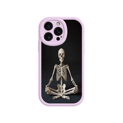 #MC0041 Factory Wholesale Meditating Skeleton iPhone 17 Case – Gothic Skelly Yoga Art, Anatomical Design, Spiritual Aesthetic