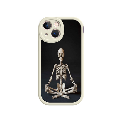 #MC0041 Factory Wholesale Meditating Skeleton iPhone 17 Case – Gothic Skelly Yoga Art, Anatomical Design, Spiritual Aesthetic