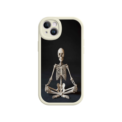 #MC0041 Factory Wholesale Meditating Skeleton iPhone 17 Case – Gothic Skelly Yoga Art, Anatomical Design, Spiritual Aesthetic