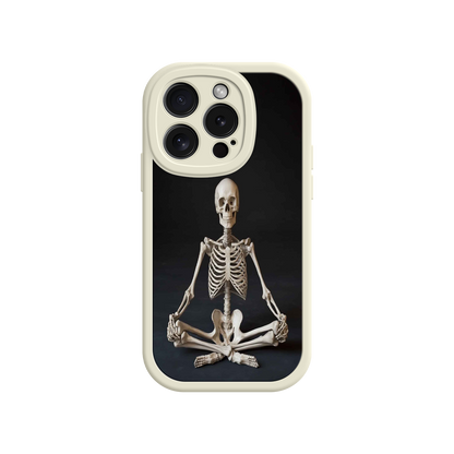 #MC0041 Factory Wholesale Meditating Skeleton iPhone 17 Case – Gothic Skelly Yoga Art, Anatomical Design, Spiritual Aesthetic